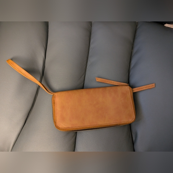 NWOT Free People Faux Leather Wallet - Picture 2 of 3